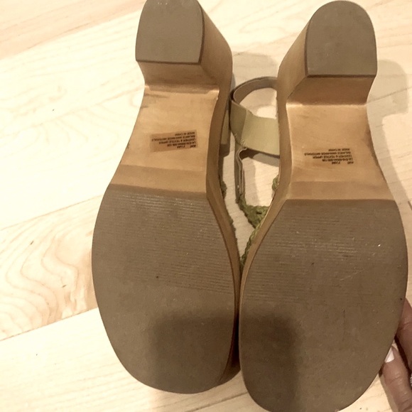 Sundance leather crochet wood sandals by Latigo - Picture 6 of 8